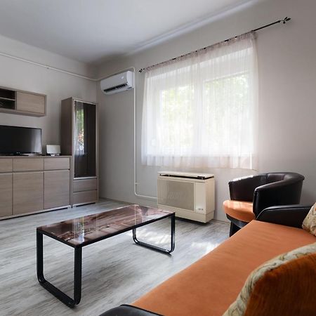 Nimrod Apartman Apartment Eger Exterior photo
